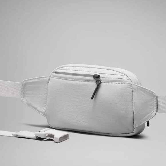 Lululemon Mini Belt Bag *Ripstop - Picture 2 of 10